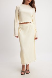 PLISSE FLOUNCE DETAIL MAXI SKIRT - Dolgo krilo - beige