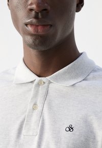 Scotch & Soda ESSENTIALS - Polo krekls - light grey melange