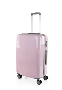 Maleta de carcasa dura en un brillante color rosa claro, que cuenta con un asa de metal retráctil, cuatro ruedas negras y un cierre de cremallera con un acento gris.