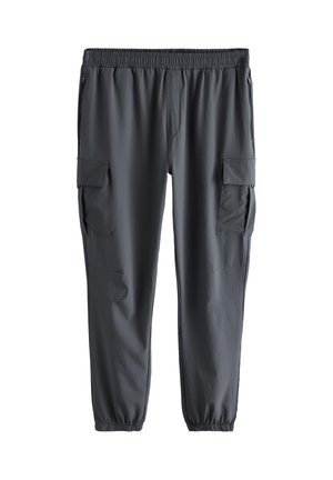 Pantalones cargo gris oscuro con cintura y puños elásticos, con bolsillos laterales con cremallera y bolsillos cargo con solapa en cada muslo.