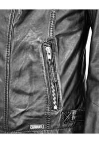 Mustang LEDERJACKE MIT SCHNALLEN - Leren jas - black