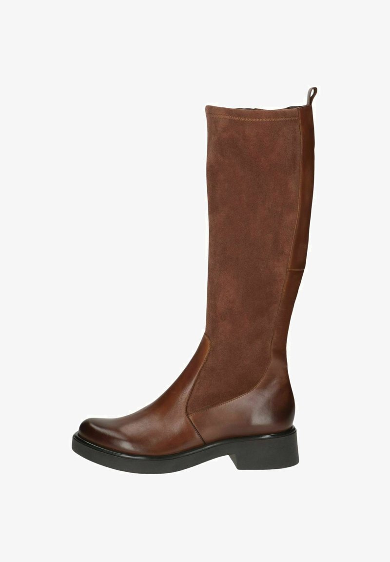 Botas marrones hasta la rodilla que combinan cuero liso y de ante, con un resistente tacón rectangular negro y un diseño minimalista.