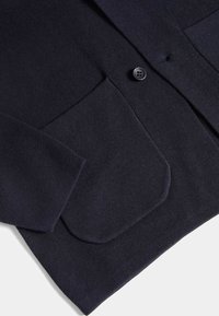 Thumbnail Image 7