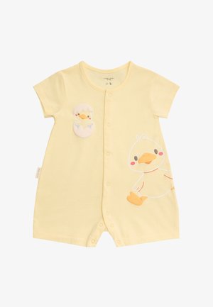 Peto amarillo para bebé de manga corta con un pollito saliendo de un huevo y un pato sentado como gráfico, cierre frontal con botones a presión.