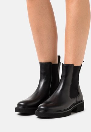 Marc O'Polo, Bottines à plateau - black