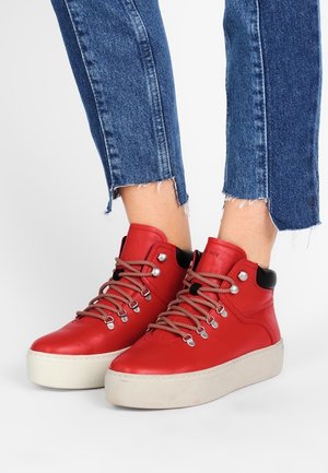Ankle boot