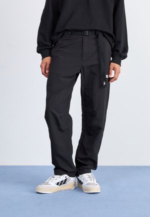 ABUKUMA PANT - Pantalones - black