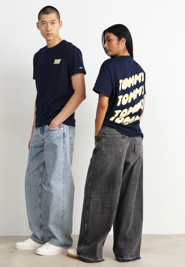 BUBBLE BACK TEE UNISEX - Print T-shirt2