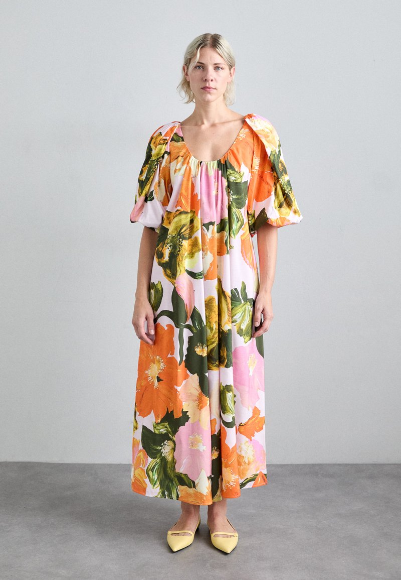 Stine Goya TERESA LIGHT FLUID - Robe de jour - summer day
