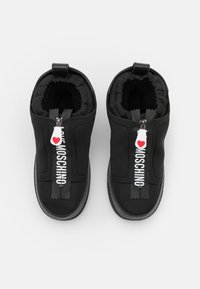 Love Moschino Botines bajos - black