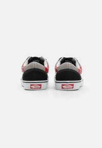Vans OLD SKOOL UNISEX - Tenisice - black/white
