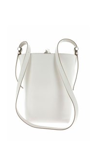 Borsa a secchiello bianca in pelle con finitura testurizzata, spallacci regolabili e chiusura superiore singola. Design minimalista, forma morbida.