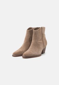 Dolce Vita SILMA - Cowboy/biker ankle boot - truffle