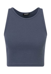 Ribbed crop top z tmavomodrej tkaniny. Má bezrukávový strih s okrúhlym výstrihom a priliehavý strih.