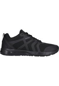 Schwarze Sportschuhe mit einem Obermaterial aus Mesh, Gummisohle und strukturierten Seitenakzenten. Schnürsystem mit einem Zugtab am Fersenbereich.