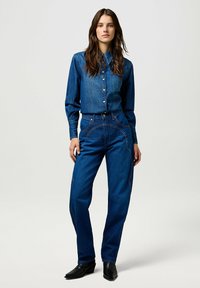 Wrangler LONG SLEEVE FOR REGULAR FIT - Skjortebluser - sparkle blue
