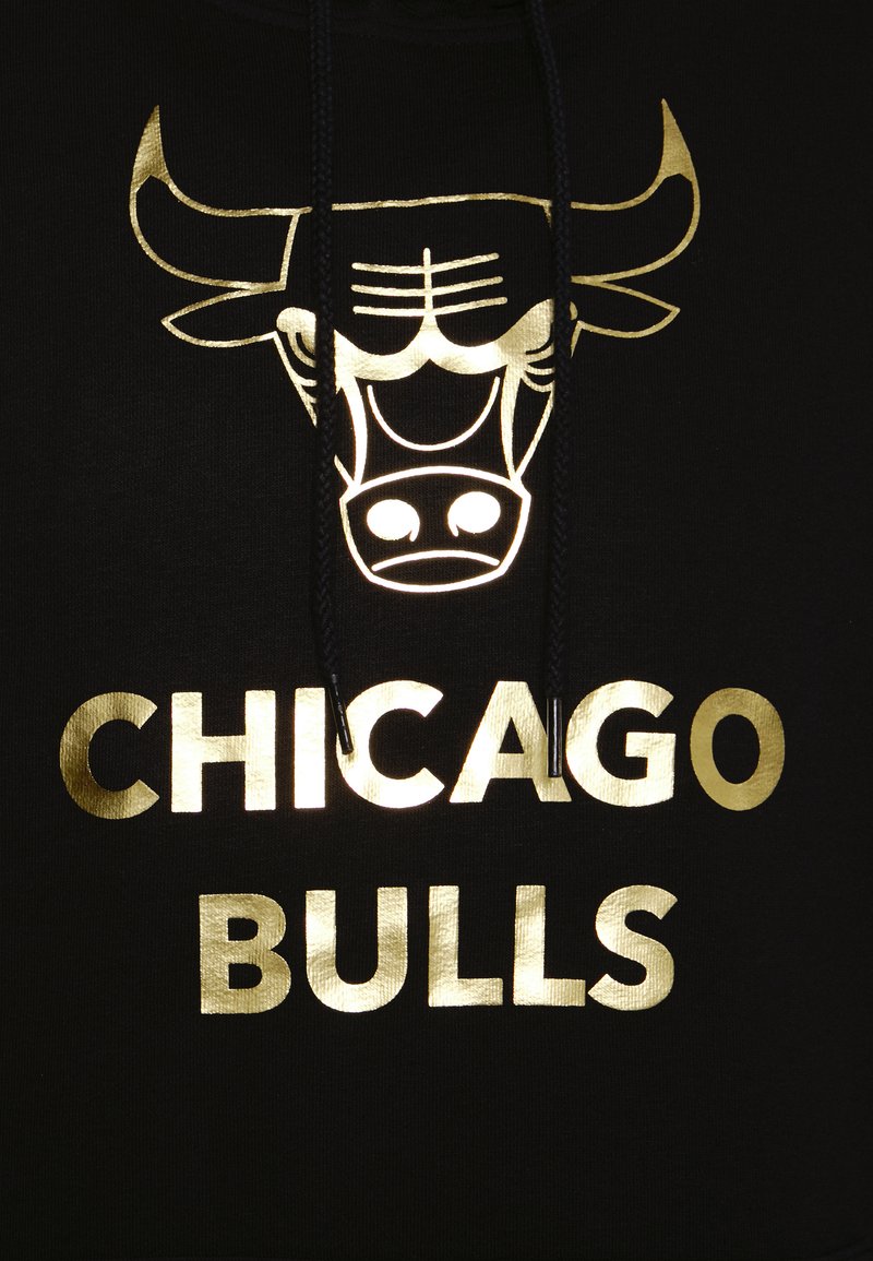 Herren Shirts | New Era NBA HOODY CHICAGO BULLS Vereinsmannschaften black/gold coloured/schwarz - ZG27143 Herren Shirts | New Era NBA HOODY CHICAGO BULLS Vereinsmannschaften black/gold coloured/schwarz - ZG27143