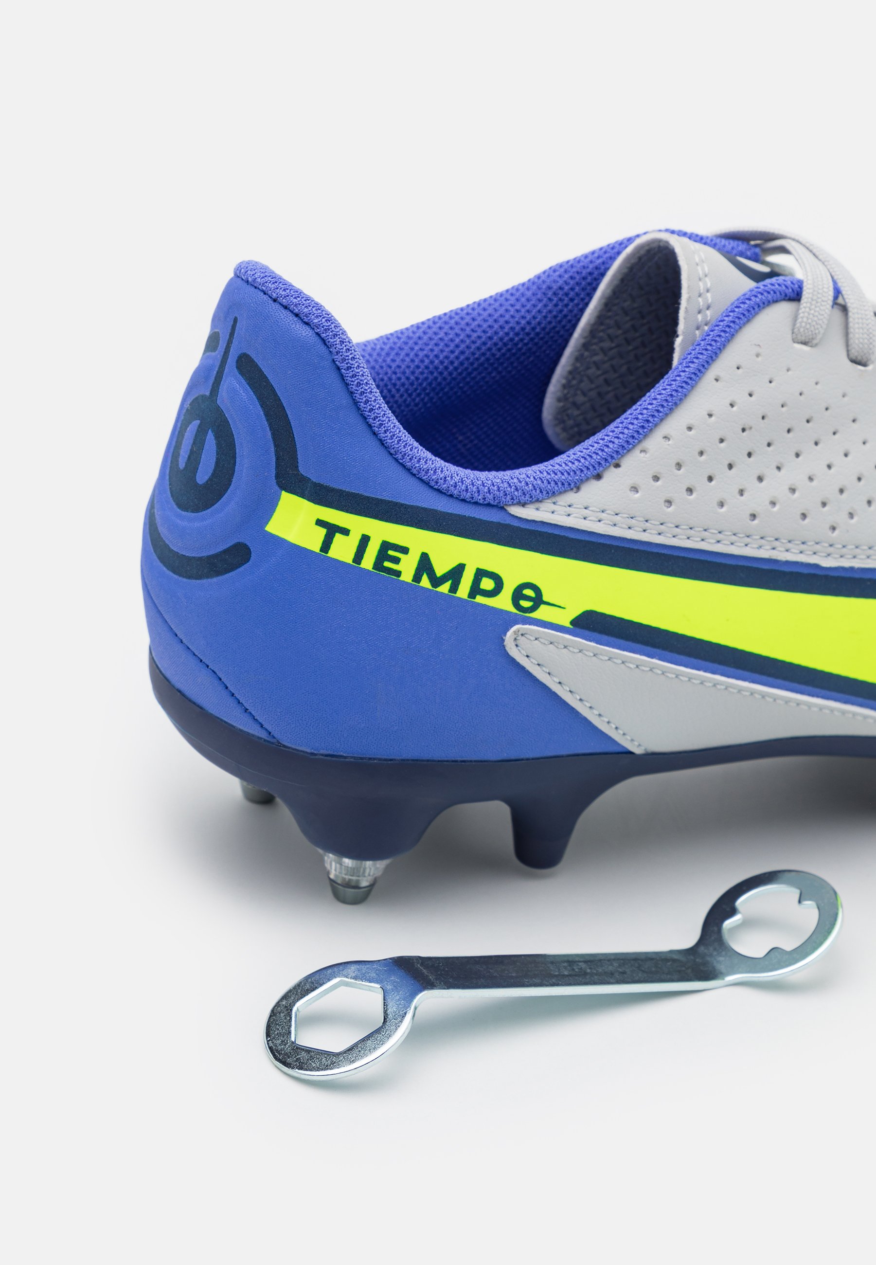 nike tiempo academy sg