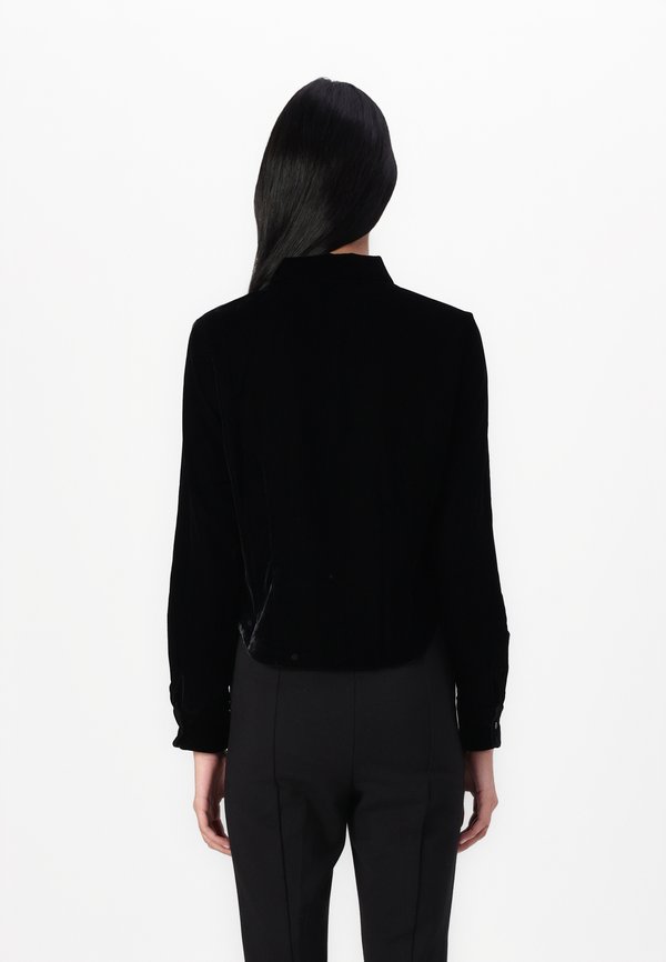 FITTED CROPPED SHIRT - Button-down blouse2