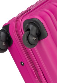 WITTCHEN LUGGAGE SET WITH WASH BAG FROM ABS - Juego de maletas - pink