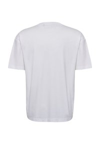 Biała bawełniana koszulka z klasycznym okrągłym dekoltem i krótkimi rękawami, z prostym wykończeniem i bez widocznego logo czy wzorów.