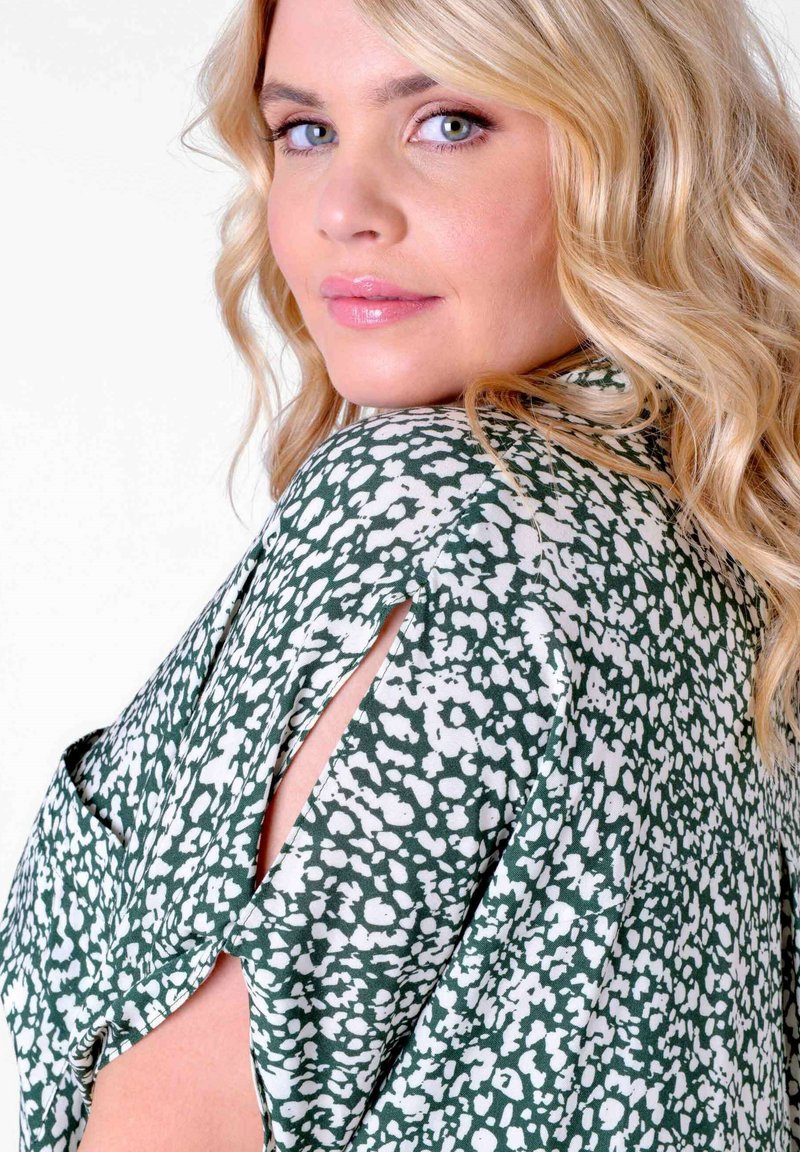 Damen Freizeitkleider | Live Unlimited London Blusenkleid green/grün - FJ37867 Damen Freizeitkleider | Live Unlimited London Blusenkleid green/grün - FJ37867
