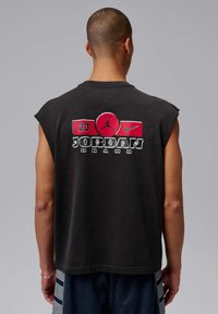 Επιλέχθηκε, black/gym red