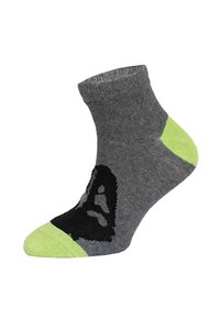 Graue Knöchelsocke mit schwarzem Musterdesign und leuchtend grünen Fußspitzen- und Fersenakzenten. Hergestellt aus weichem, elastischem Stoff.