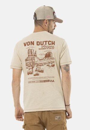 REGULAR EN  DEVANT&DOS ARIZO - Camiseta estampada - beige