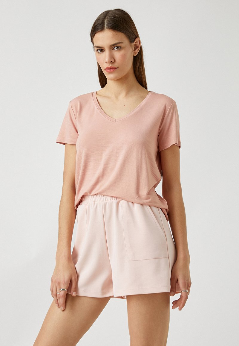 Koton Shorts donkerroze Koton Shorts donkerroze