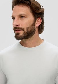 s.Oliver BLACK LABEL Langarmshirt - hellgrau