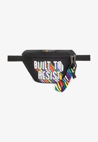 Marsupio con bandiera MLM e onde / Regalo Gay Pride - Italia Marsupio con bandiera MLM e onde / Regalo Gay Pride - Italia