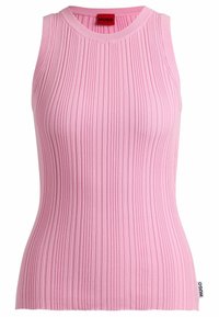Top senza maniche rosa a costine in tessuto morbido, con scollatura rotonda e vestibilità aderente, con etichetta del marchio sul lato.