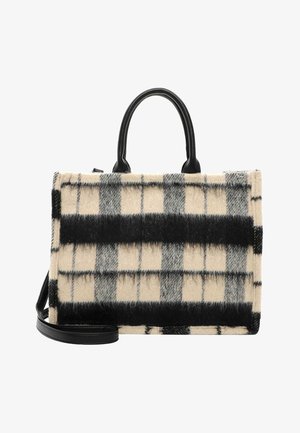 Prostokątna torebka w czarno-beżową kratę, miękka i puszysta w dotyku, z czarnymi skórzanymi uchwytami i odpinanym paskiem na ramię.