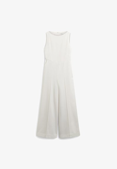 Weißer ärmelloserJumpsuit mit Rundhalsausschnitt, weitem Bein und Plissee-Details. Hergestellt aus glattem Stoff mit seitlichen Taschen und einem Reißverschluss.