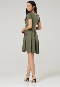 Chelsea Clark Freizeitkleid - khaki