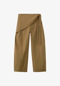 Sélectionné, khaki