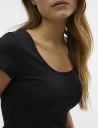 Vero Moda VMMAXI - Camiseta básica - black