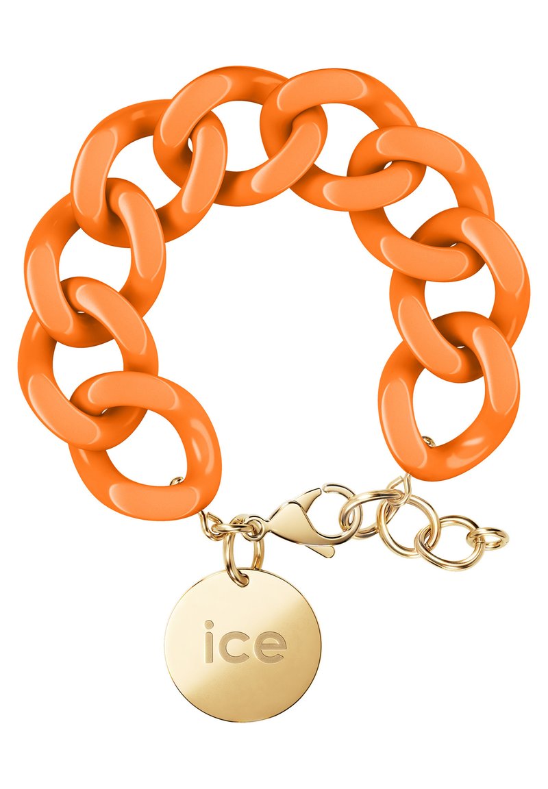 Oranžový plastový náramok so lesklými článkami a zlatým zapínaním. Obsahuje okrúhly zlatý prívesok s embosovaným slovom "ice."