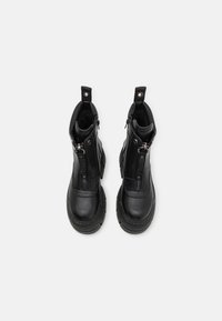 Buffalo GOSPHER ZIP BOOT - Botas de tornozelo com plataforma - black