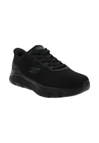 Chaussure de sport noire Skechers à lacets avec tige en tissu mesh et semelle épaisse et rembourrée, vue latérale droite en angle.
