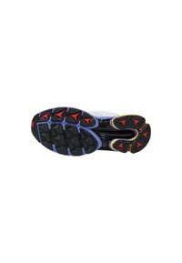 Schuhsohle mit einem strukturierten schwarzen Gummi-Design, das lila Akzente und rote dreieckige Profilmuster für verbesserten Grip und Traktion aufweist.