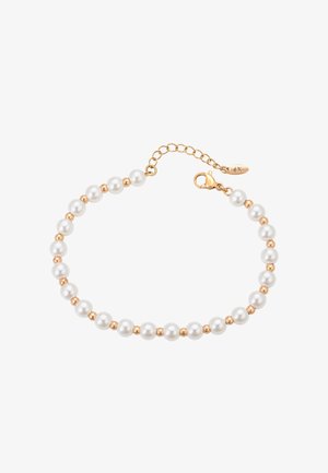 Parelarmband met afwisselend vergulde kralen, voorzien van een karabijnsluiting en een verstelbare ketting. Gladde textuur, ronde vorm en lichte kleur.
