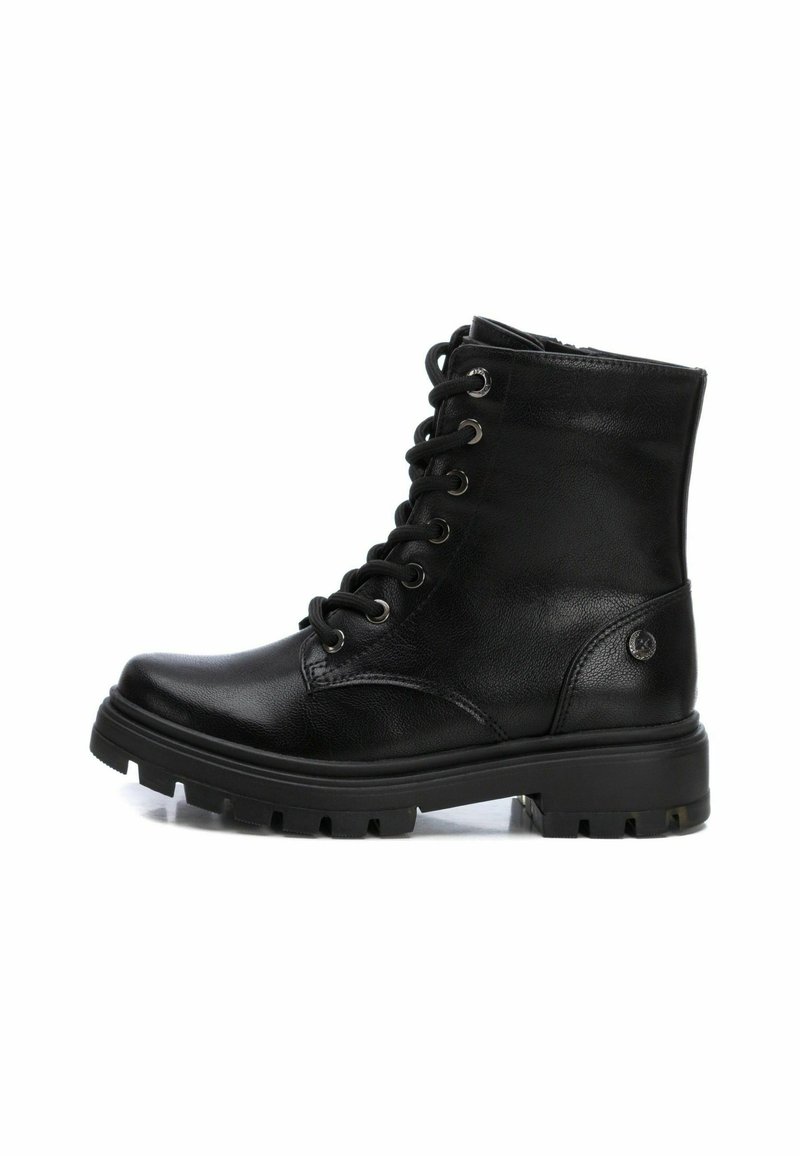 XTI Bottines à lacets - black