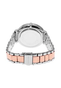 Rustfrit stål ur med et tofarvet armbånd, der har et poleret sølv- og rosaguld-design. Inkluderer et rundt urkasse og spænde.