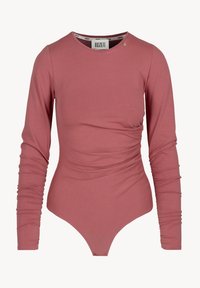 Langarm bodysuit in zachte rozenstof, met ruchingdetails en een ronde hals. Inclusief een klein logo-accent bij de schouder.