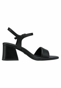 Sandale en cuir noir avec talon bloc, bride à la cheville et large bride sur les orteils, vue de côté sur fond blanc.