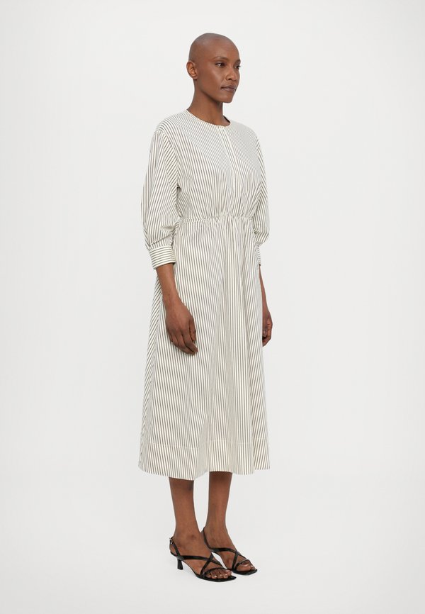 CAFU DRESS - Maxi dress - ivory/dark3