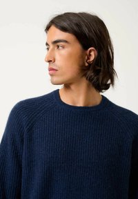 Authentic Cashmere Stickad tröja - mottled midnight blue