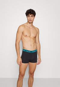Calvin Klein Underwear LOW RISE TRUNK STRETCH 3 PACK - Bokserit - black
